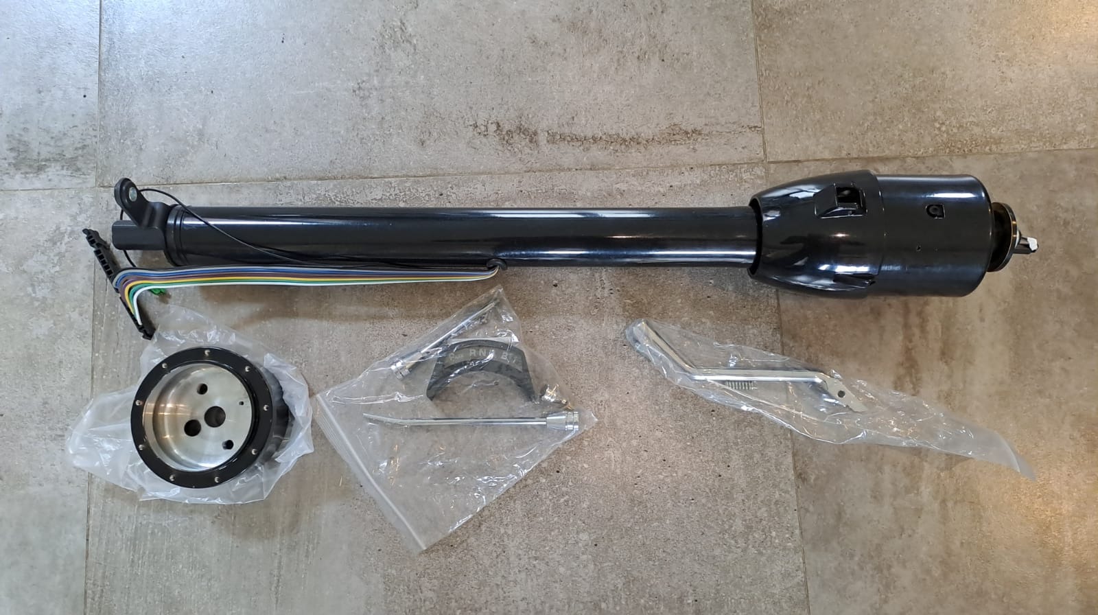 Columna Universal Automatica Negra 28 de Largo thumbnail