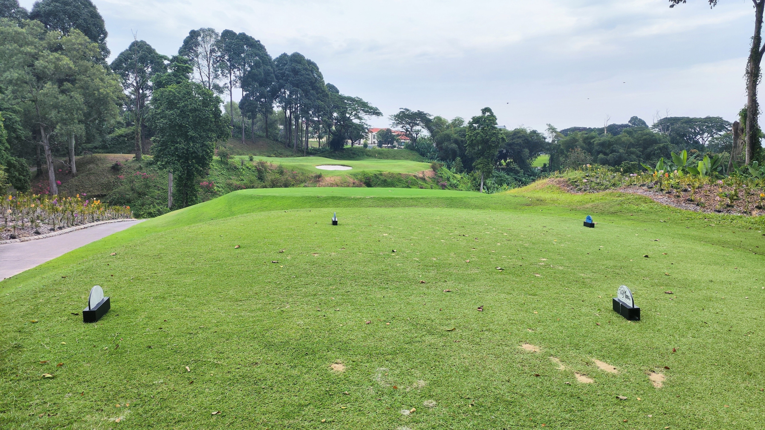 Hole 11 Par 3 at The Mines Golf: Beauty and Nerve Over the Ravine thumbnail