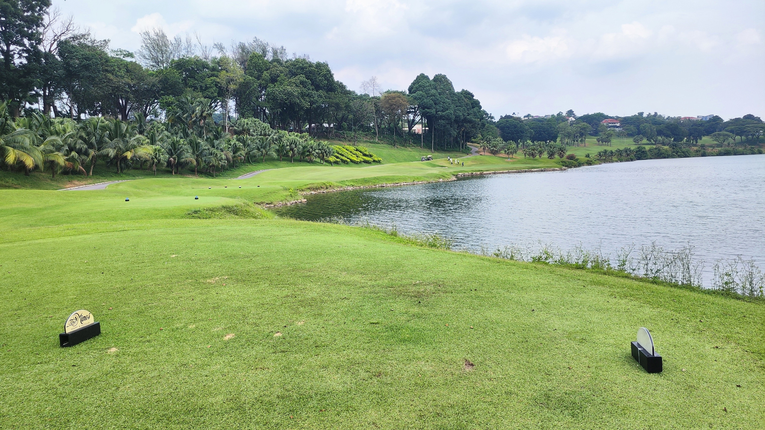 Hole 7 Par 3 at The Mines Golf: Beauty and Bravery Collide thumbnail