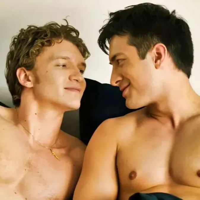 GIVE ME YOUR SCARS - A HOLLANOV ONE SHOT thumbnail