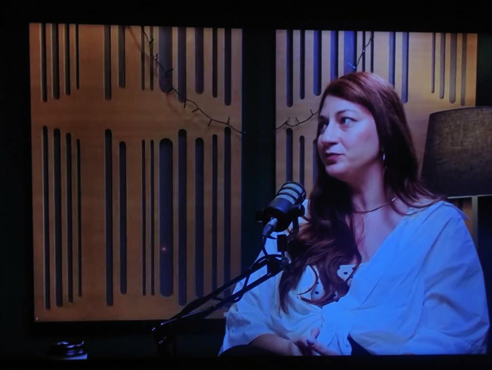 Μπορούν η Μυθολογία και τα Βιβλία να μας Θεραπεύσουν; | Ανασκαφές #19 (Φανή Γιαννακοπούλου) thumbnail