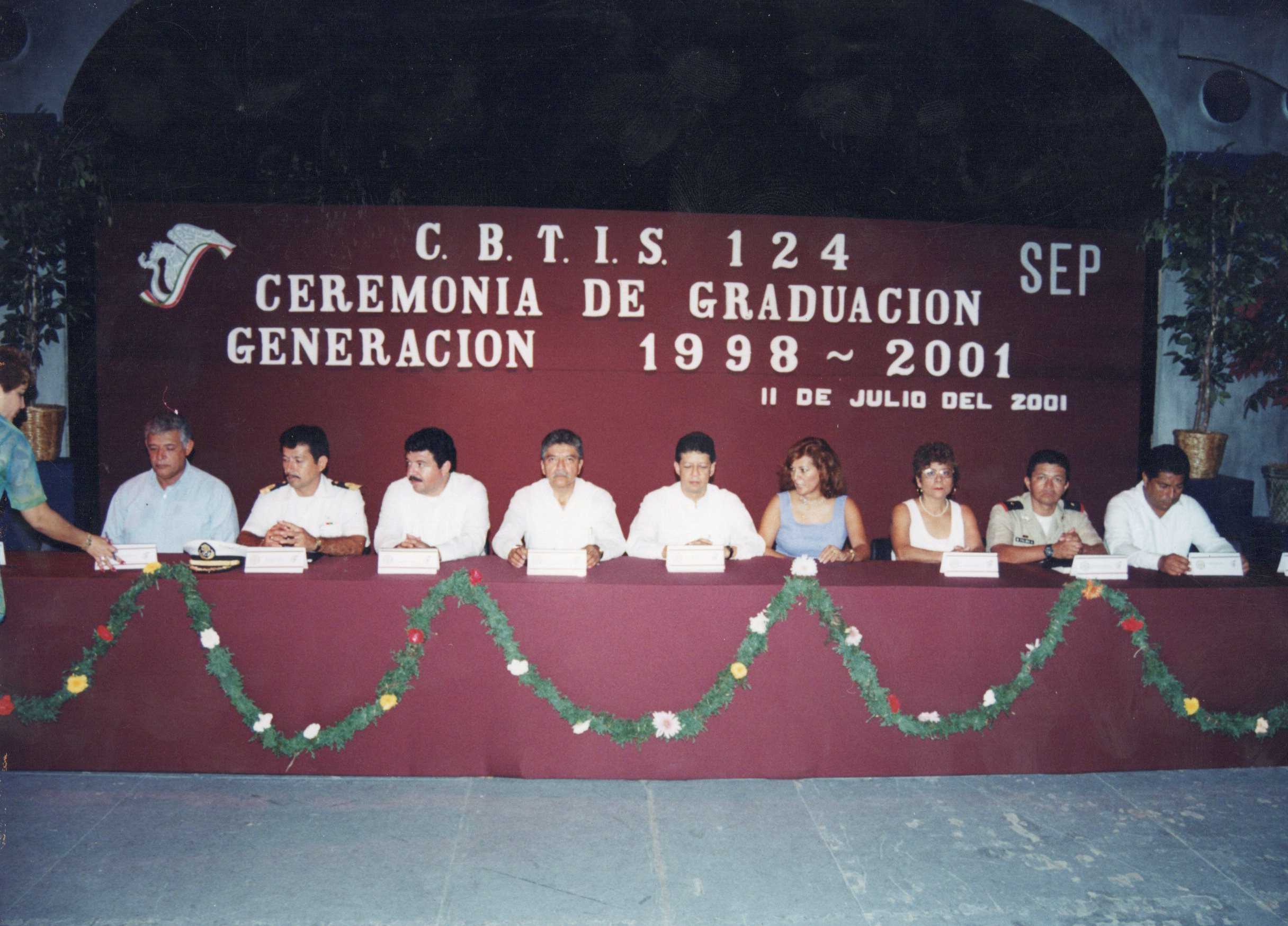 Ceremonias de Graduación y Entrega de Certificados  thumbnail