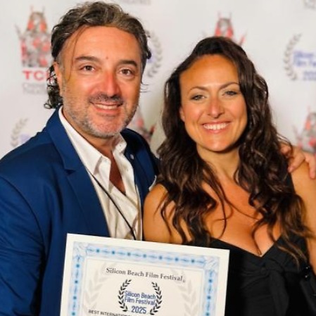 Simone Terranova premiato per Between Left and Right, il corto che guarda al lungometraggio thumbnail