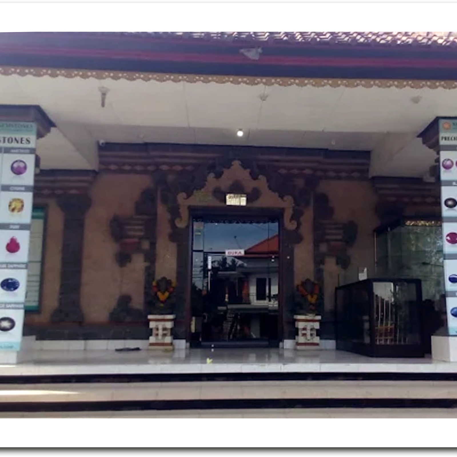 NK GEMSTONES - SHOWROOM 2 thumbnail