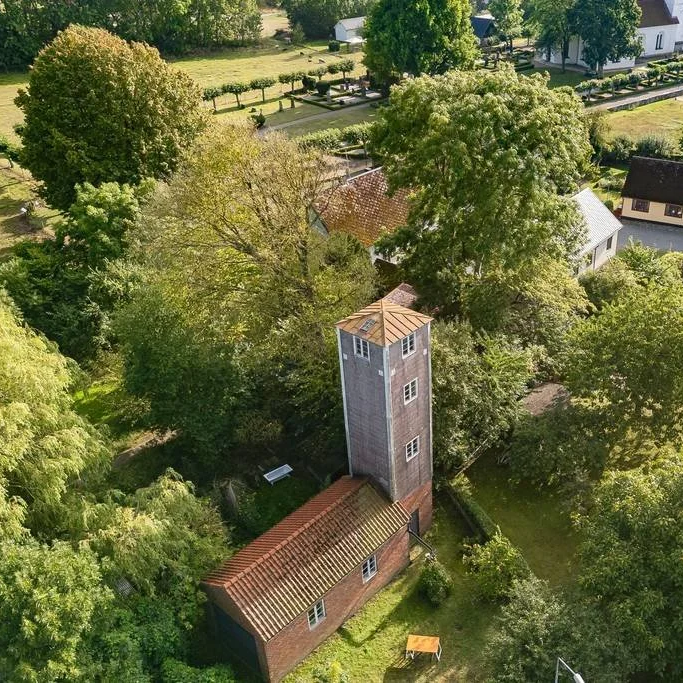 Sweden $160,000 thumbnail