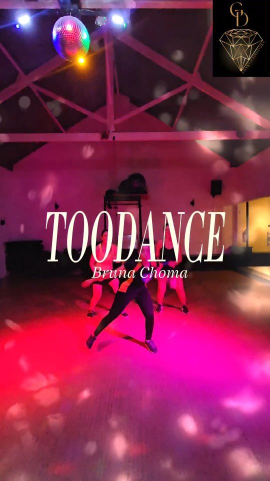 ➡️ TooDance® é uma metodologia de aula de dança que foge dos padrões tradicionais atuais:
• coreografias mais ELETRIZANT