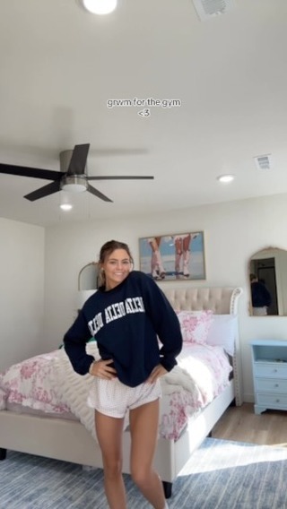 comment “💚” for the set link!! 
.
.
.
.
#grwm #ootd #gymootd #grwmforthegym #matchingset #gymset #workoutset #amazonset 