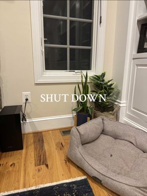 Quickly shut down the house with me before skincare and bedtime 🏡🌙🫧 #cleantok #cleanuptime #nightroutine #tiredlife #lat