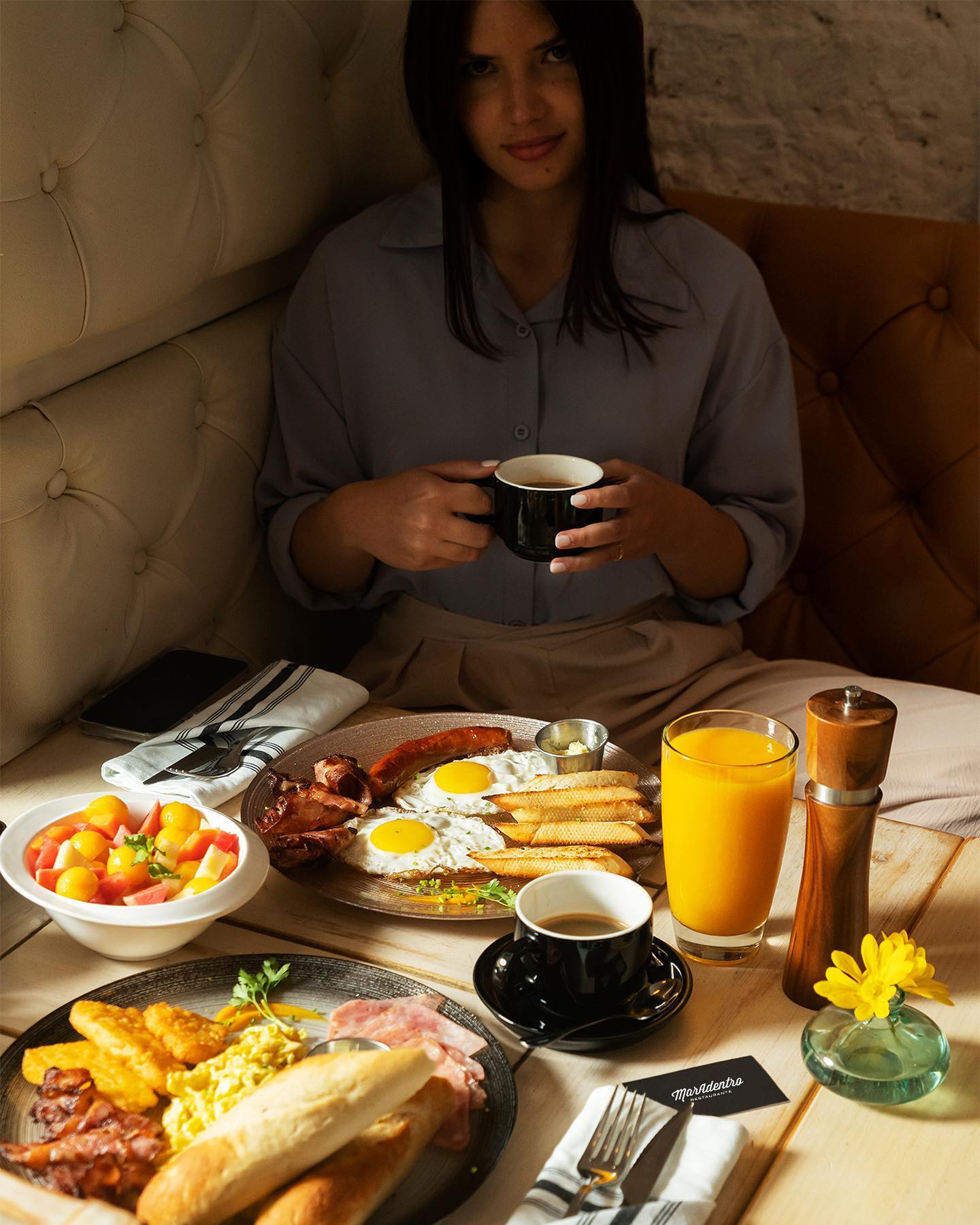 En MarAdentro ofrecemos un desayuno completo al gusto. Empiece la semana con energía 💪😁👍 
☀️ ☕️ 🍳 

Todos los días comen