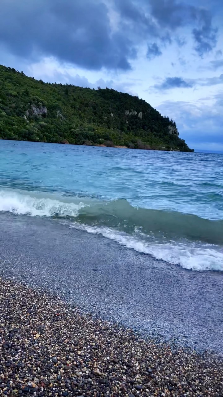 Taupō Moana, rejuvenating tranquility. 
Let the shoreline lead you away from the village.. 
Obsidian lies hidden amongst