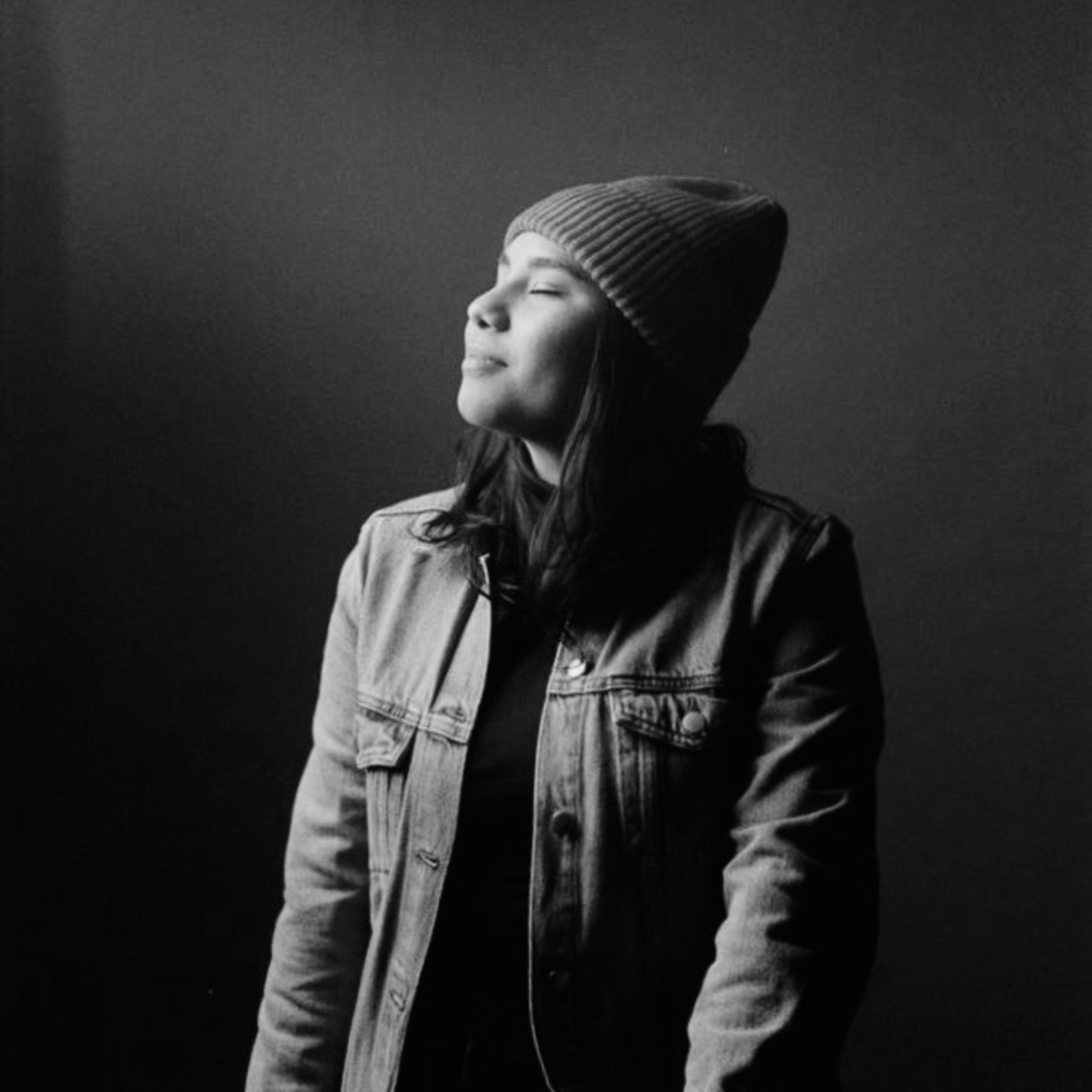 Alejandra Valerio | Photographer thumbnail