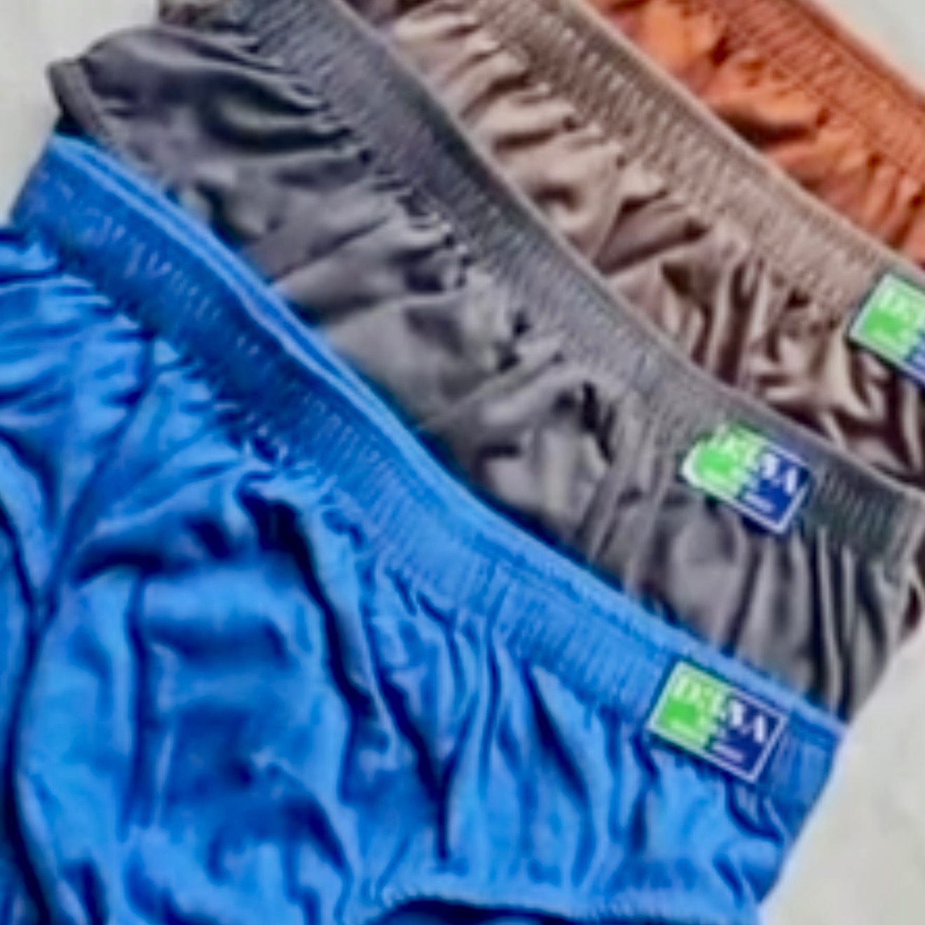 Celana Dalam Pria  thumbnail