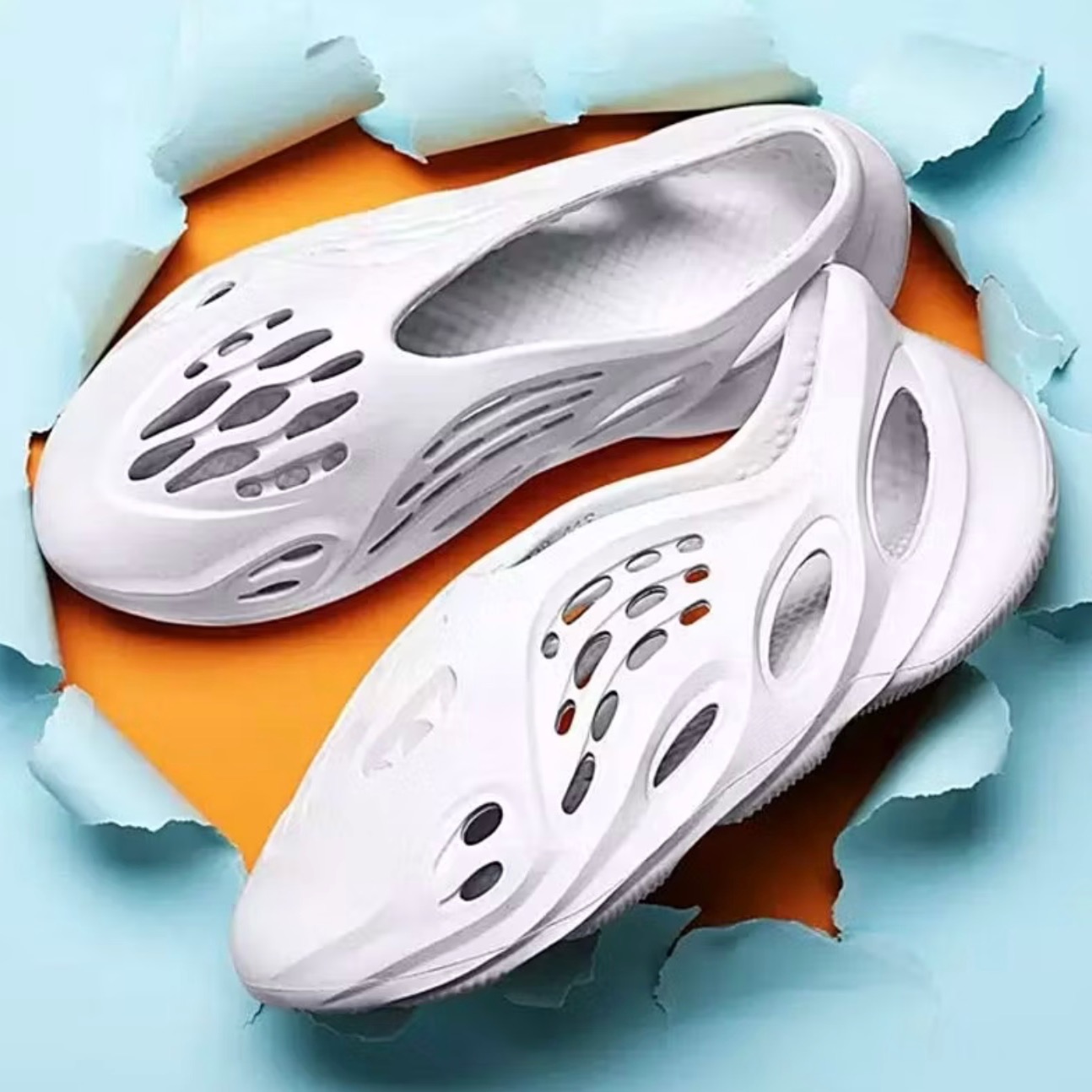 Sepatu Sendal Karet Foam Runner thumbnail