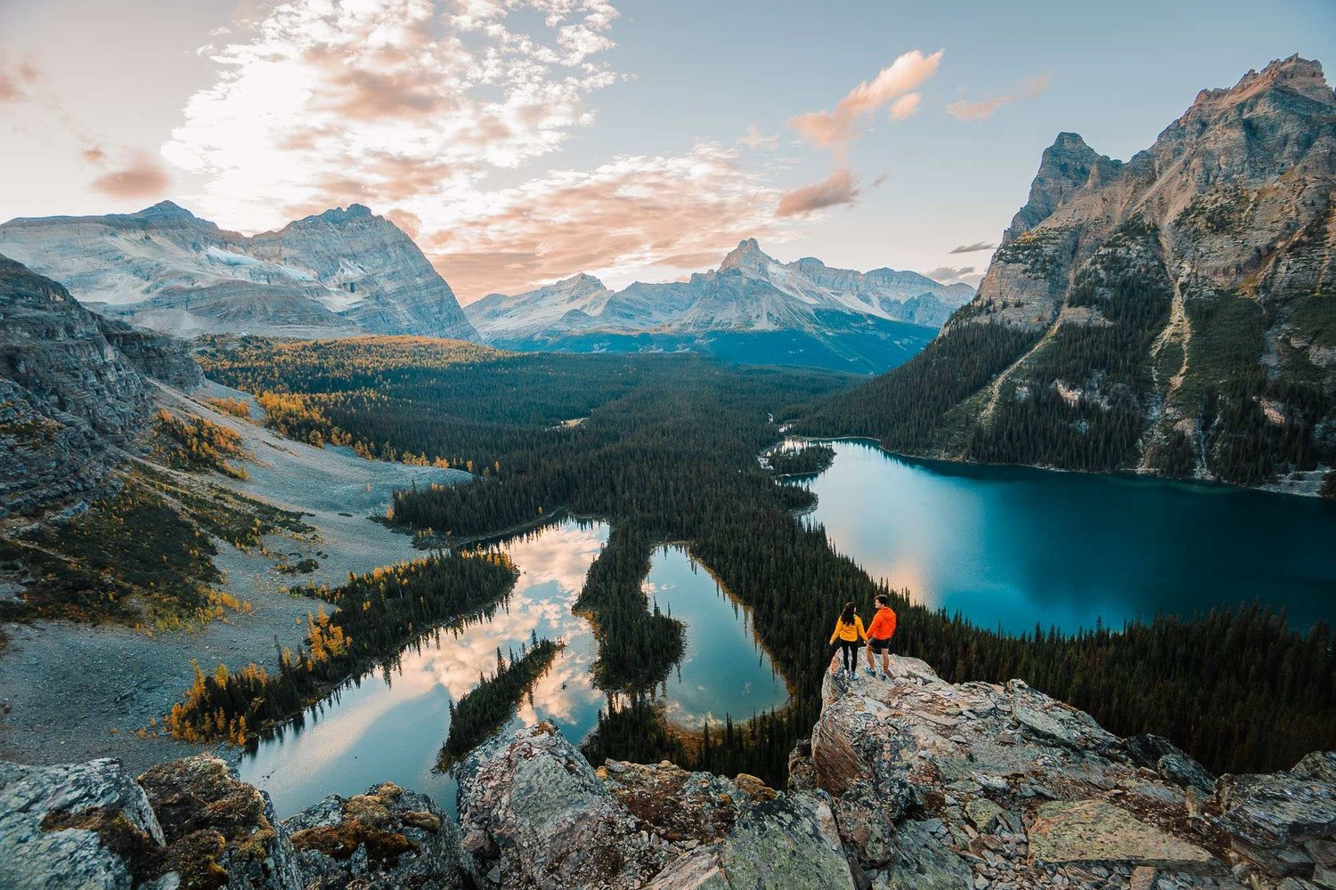 Lake O’Hara Day Hike: Alpine Circuit & Fall Colors thumbnail