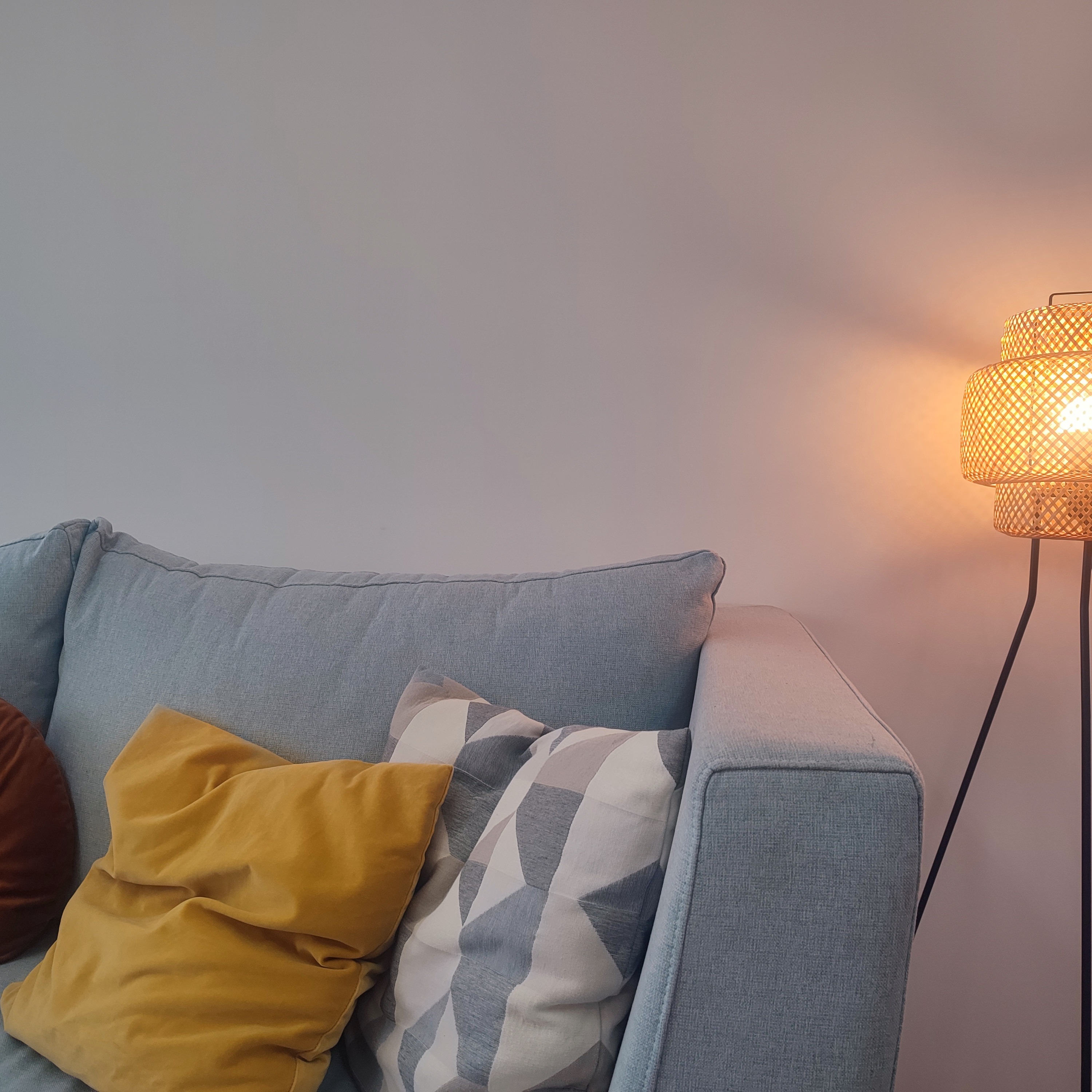 Escolhe o teu profissional e agenda thumbnail