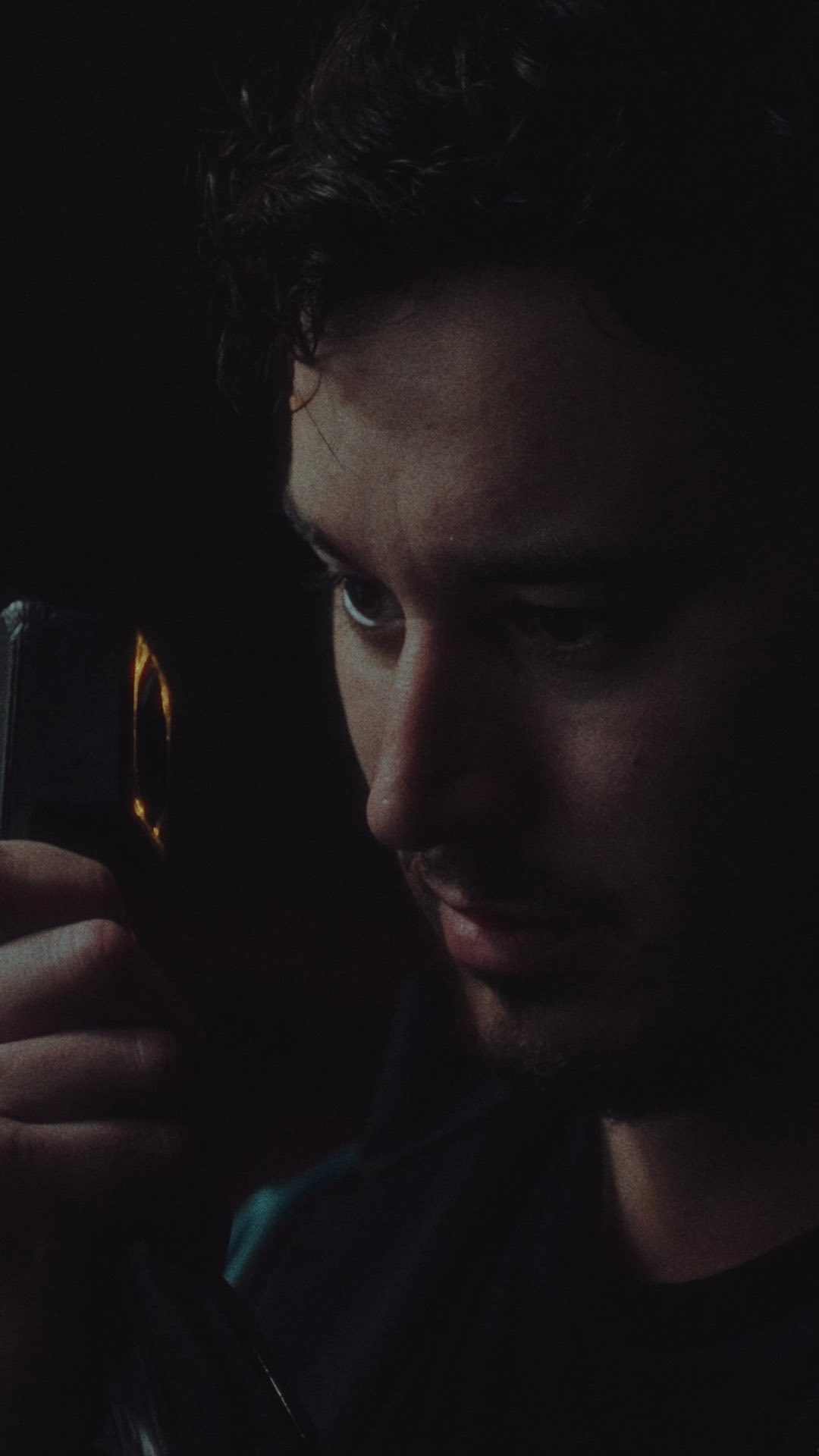 A PROOF OF CONCEPT Short Film for @anthony_spanos’ Acting Showreel Scene Stills.
Shot on SONY FX6 & A7RV with TOKINA 28-