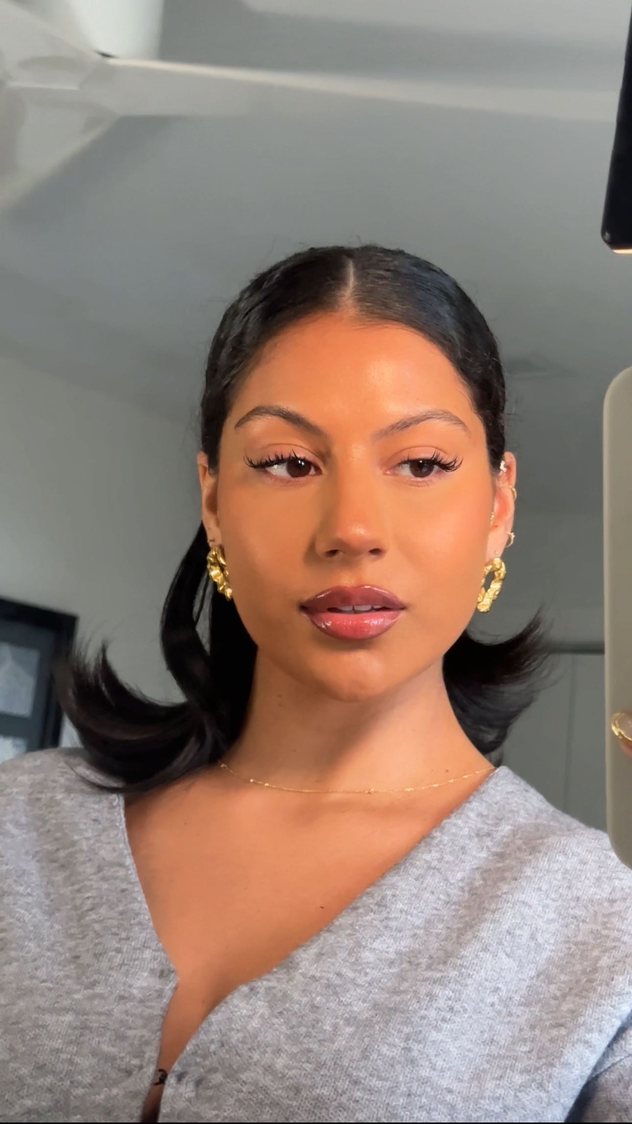 Curly to straight with this Amazon drawstring ponytail! 🖤 I had to throw out my whole ponytail & wig collection after He