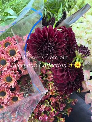 Slowly rolled in our everyday floral collection & its made me very happy to see my old clients fill their homes with our