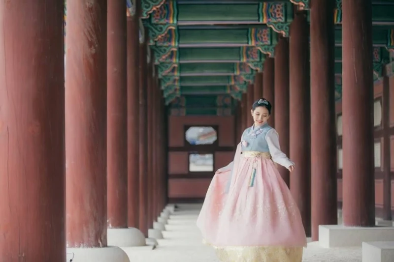 Hanbok Rental, Gyeongbokgung Palace  thumbnail