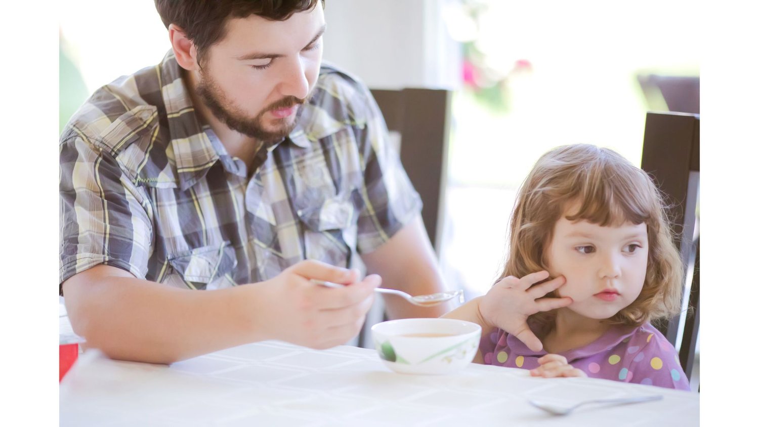 6 Mealtime Questions to Avoid Asking Your Child (and What to Say Instead) — BabbleBites: Speech & Feeding thumbnail