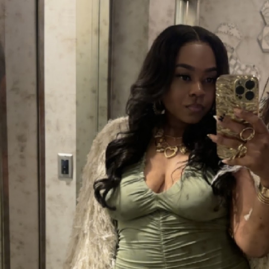 Ashley Shannell YouTube  thumbnail