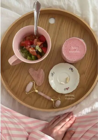 sunny morning🌸⭐️🧚🏻‍♀️💌 insta josefine.beda 🎀 #pink #pinterestaesthetic #girlythings #helsinki #finland #girltok #aesteti