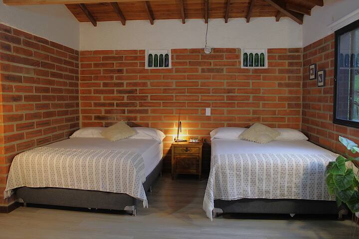 Reservar habitación 204 thumbnail