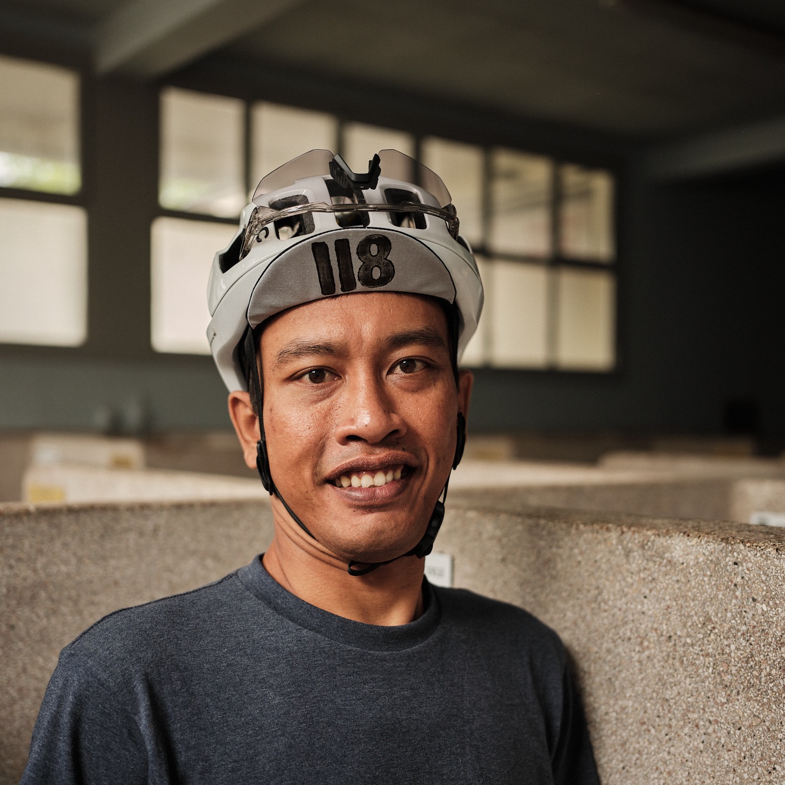 Pesepeda Indonesia Bambang Anggoro Jati Sukses Taklukkan Ultra-Cycling Paling Menantang di Dunia thumbnail