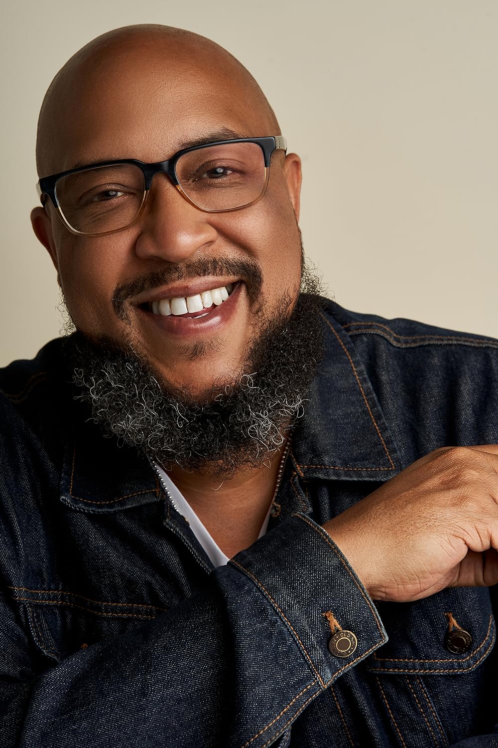 Kevin Eugee Wilson | Producer, Showrunner, Director thumbnail