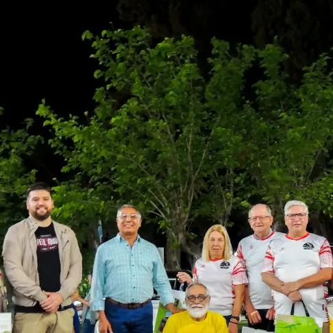 𝚅𝙰𝙻𝙻𝙴 𝙵𝙴𝚁𝚃𝙸𝙻 𝚃𝚄𝚁𝙸𝚂𝙼𝙾 on Instagram: ""RUEDAS CLÁSICAS EN  VALLE FÉRTIL "LA AVENTURA CITROEN" ✨️⛰️🌵

El grupo de entusiastas del Citroen comenzó su aventura en el departamento de Valle Fértil, específicamente en Villa San Agustín, donde fueron recibidos con la calidez y hospitalidad que caracteriza a este hermoso departamento, por parte del Intendente Prof. Mario Riveros, su equipo y el Área de Turismo del Departamento. 

Después de disfrutar de Villa San Agustín, nuestro grupo de entusiastas del Citroen continuó su viaje por el Departamento.

Su próximo destino fue la localidad de Astica, un pueblo pintoresco rodeado de paisajes naturales impresionantes. Allí, fueron recibidos por su gente y  alumnos de la Escuela Benito Lynch, quienes se mostraron emocionados ante la llegada de los clásicos Citroen.

Los jóvenes no pudieron contener su curiosidad y entusiasmo al ver los autos, y pronto estaban subiéndose a ellos, explorando cada detalle y sonriendo de oreja a oreja. Fue un momento mágico, lleno de alegría y conexión entre las generaciones.

Luego continuaron con su viaje, donde llegarón a Chucuma, otra localidad con encanto y tradición. La bienvenida corrió de su gente dónde tambien tuvieron participación alumnos de la Escuela Baldomero Fernández Moreno, quienes también se maravillaron con los vehículos.

Algunos de los estudiantes tuvieron la oportunidad de pasear en los Citroen, lo que les provocó risas y emociones inolvidables. Fue maravilloso ver cómo la pasión por los autos clásicos trascendía las edades y unía a todas las personas presentes.

Durante todo el viaje, los Citroen disfrutaron de su aventura y permitiéndonose disfrutar del paisaje y la compañía, haciendo mas amigos en cada visita. 

Fue un día inolvidable, lleno de aventuras, paisajes hermosos de nuestro departamento y la pasión por los Citroen.

#ValleFértilEsMiTierra #ValleFértilEsMiGente #GestiónMarioRiveros 
#turismo
#sanjuan
#argentina
#turismoargentina" thumbnail
