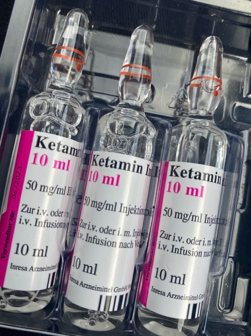 Ketamine store! Buy high-quality ketamine Liquid, Powder, vials, and Crystals thumbnail