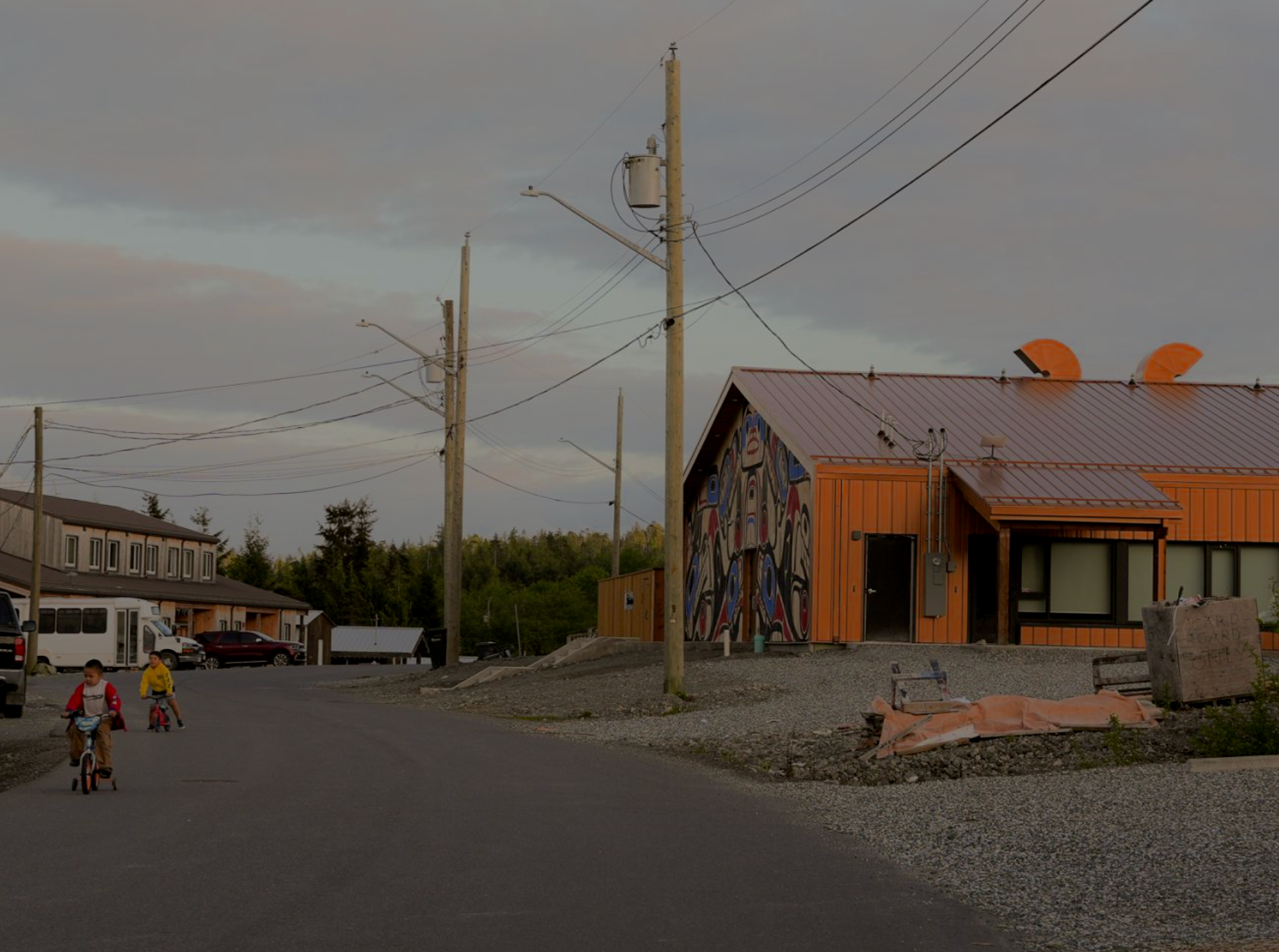 The climate is in chaos. Housing is unattainable. This First Nation is building homes to face turbulent times thumbnail