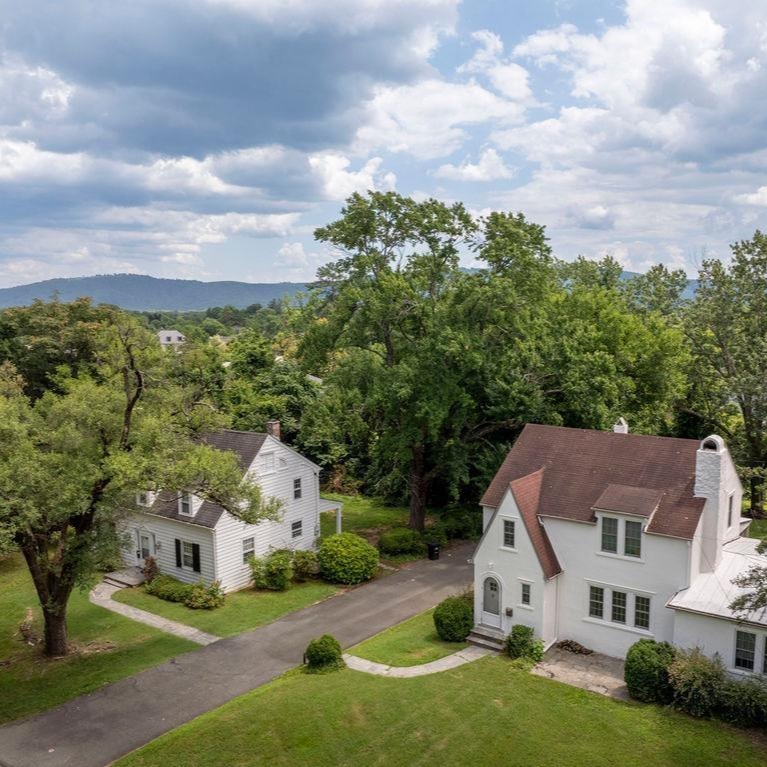 2201 & 2203 Stadium Road, Charlottesville, VA thumbnail