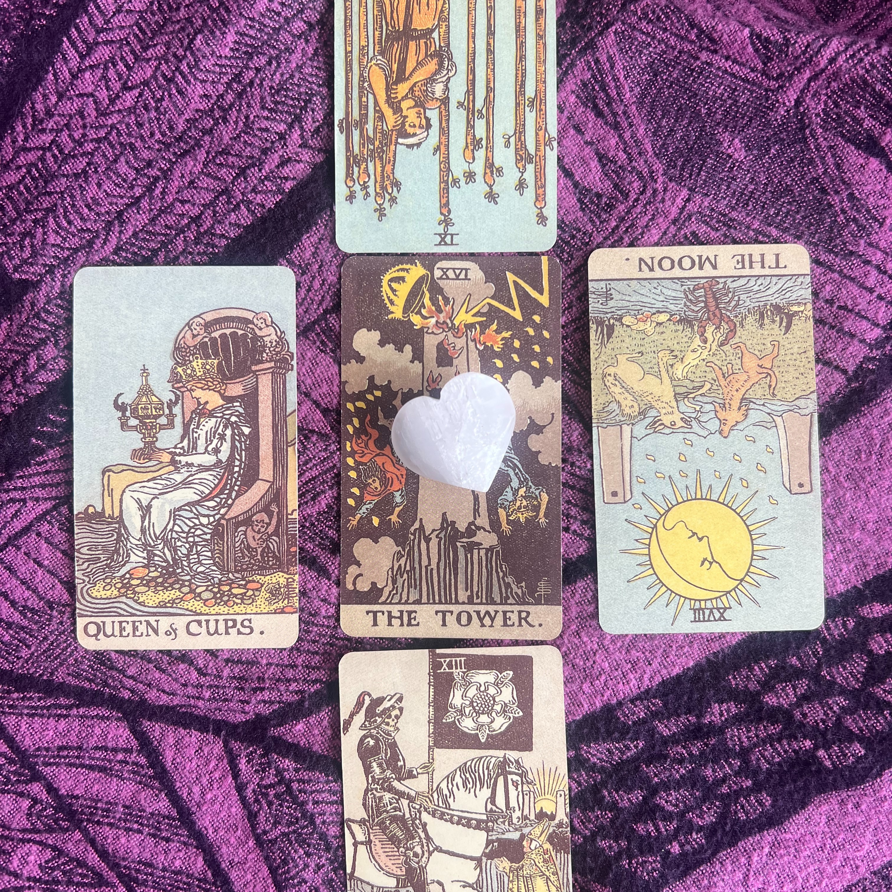 Personalized Tarot Readings 🔮 thumbnail