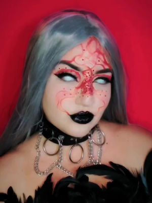VENOM VS RED QUEEN 👑🕷 maquillaje inspo @Mua_agapi  utilizando la paleta La Realeza y el Eyeliner 12 de la marca @Mamitas