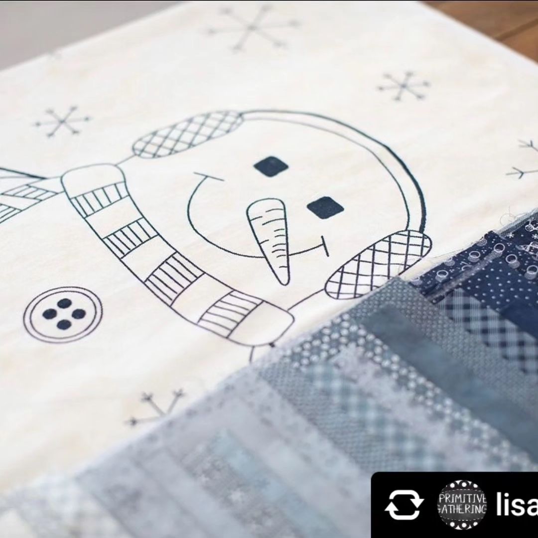 Posted @withregram • @lisabongean Did someone say snow?
☃️☃️☃️☃️☃️☃️
 Snowman Gatherings IV by @lisabongean for @modafab