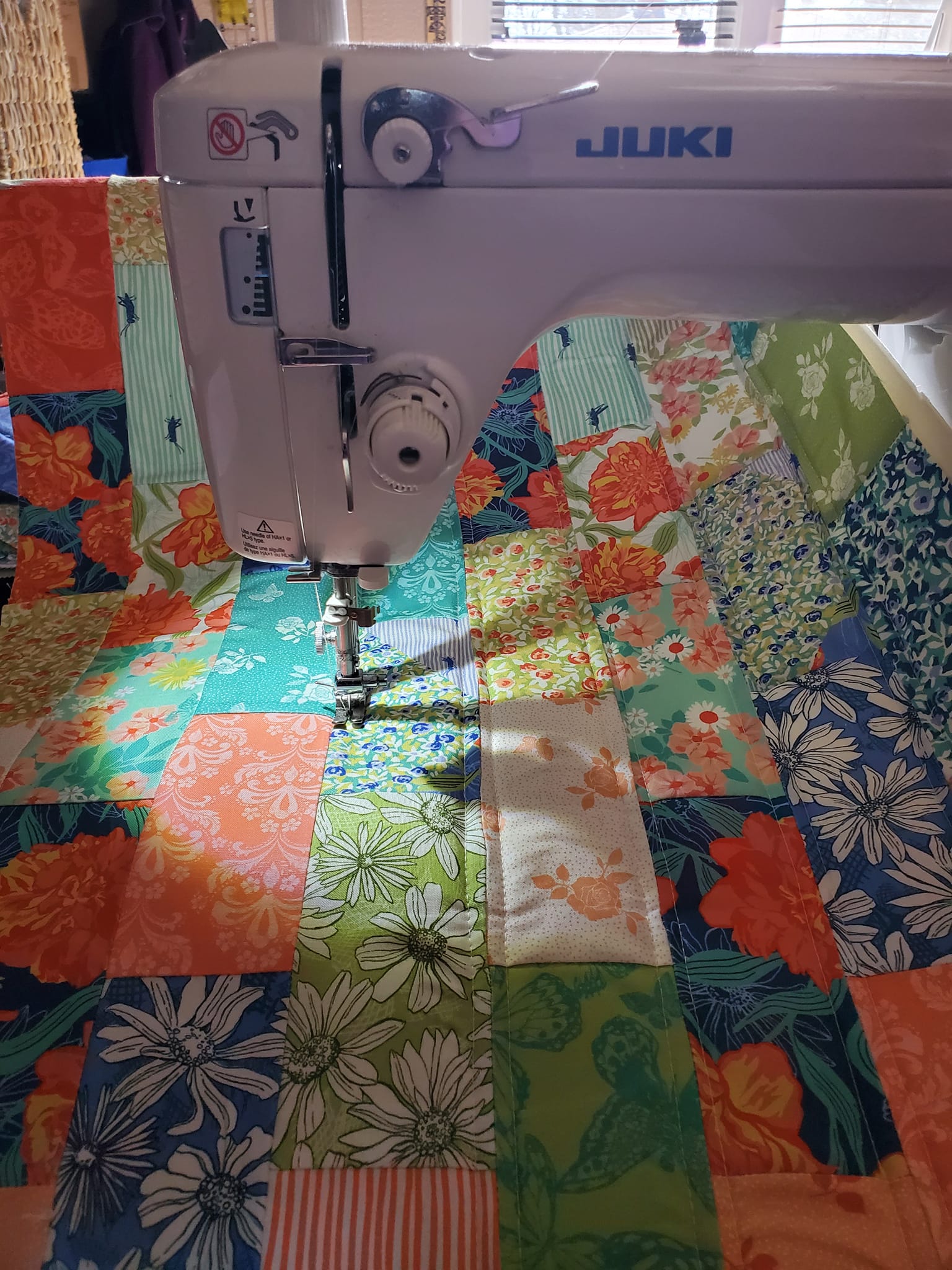 Makers gonna make. On this day, making a tote with a Garden Society Jelly Roll, designed by Crystal Manning @CManningsew