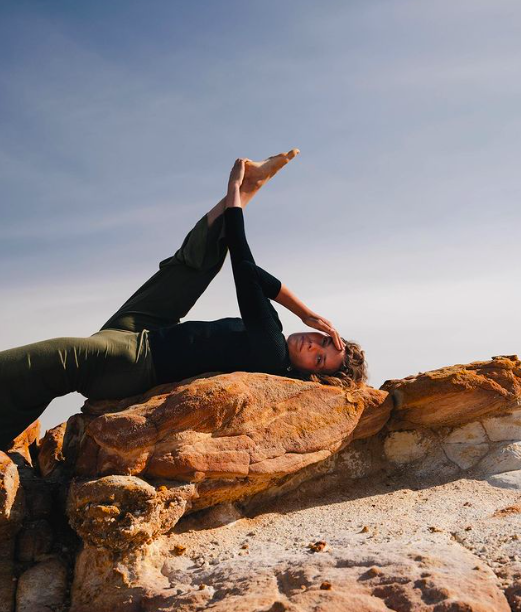 Yoga & Dancing By the Beach - Barcelona thumbnail