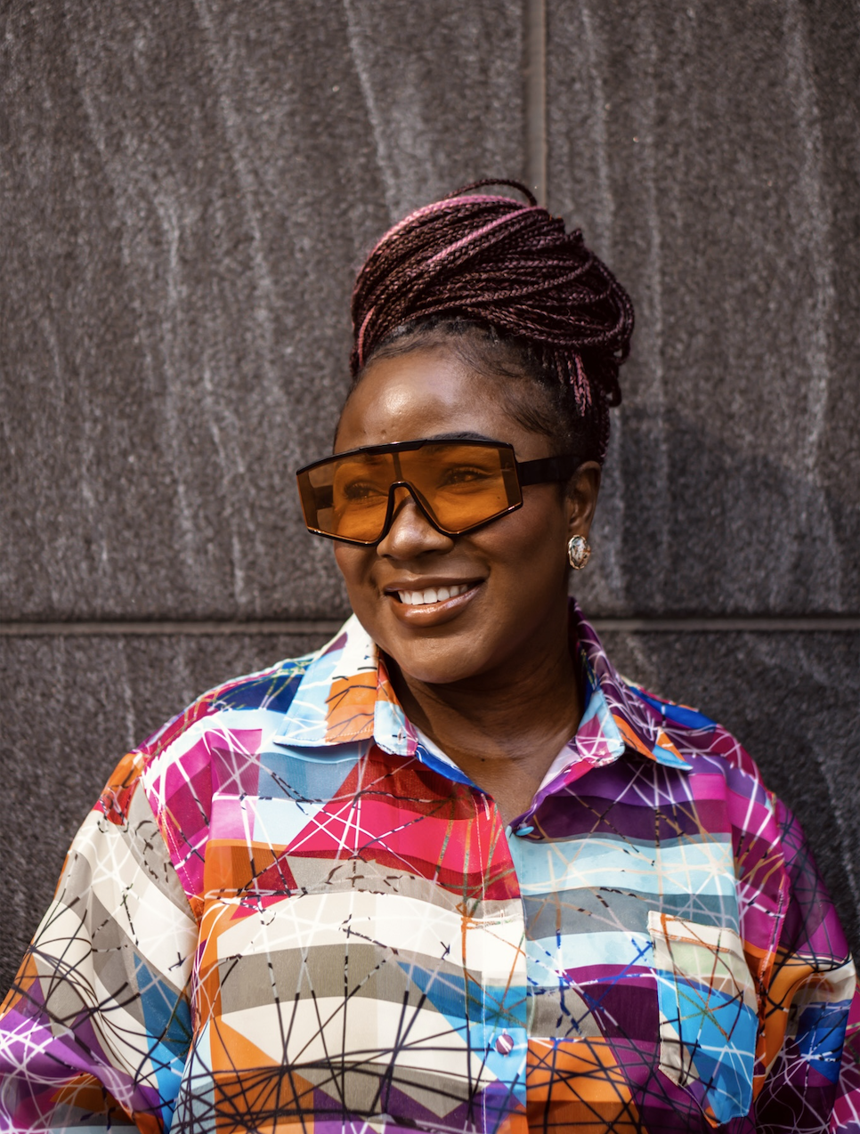 Her Millennial Closet (Blog) thumbnail