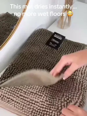 Link in Bio ⬆️ Say goodbye to soggy bathroom rugs 👋 Perfect for bathroom, kitchen or entryway 💧✨ #homefinds #amazonmusth