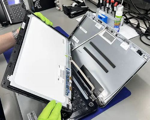 Laptop Screen Replacement Dubai | Fast, Affordable & Expert Repair thumbnail