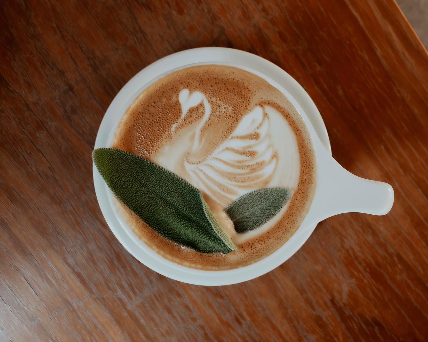There will be no need to smooch the Kiss of Sage latte goodbye. It will remain on the menu through our Spring season 🌿💜

