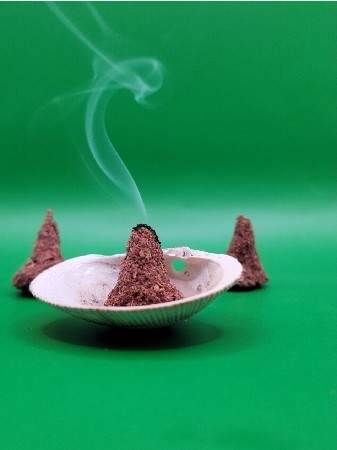 Incense & Smoke Cleansing thumbnail