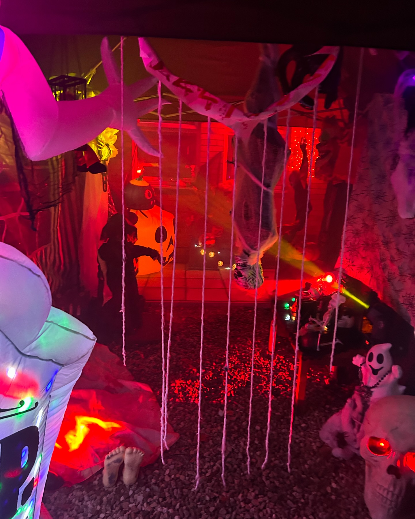 Spooky season is coming to a rapid end… 

#slow #halloween #event #eventsupport #justmedia #lights #decoration #support 