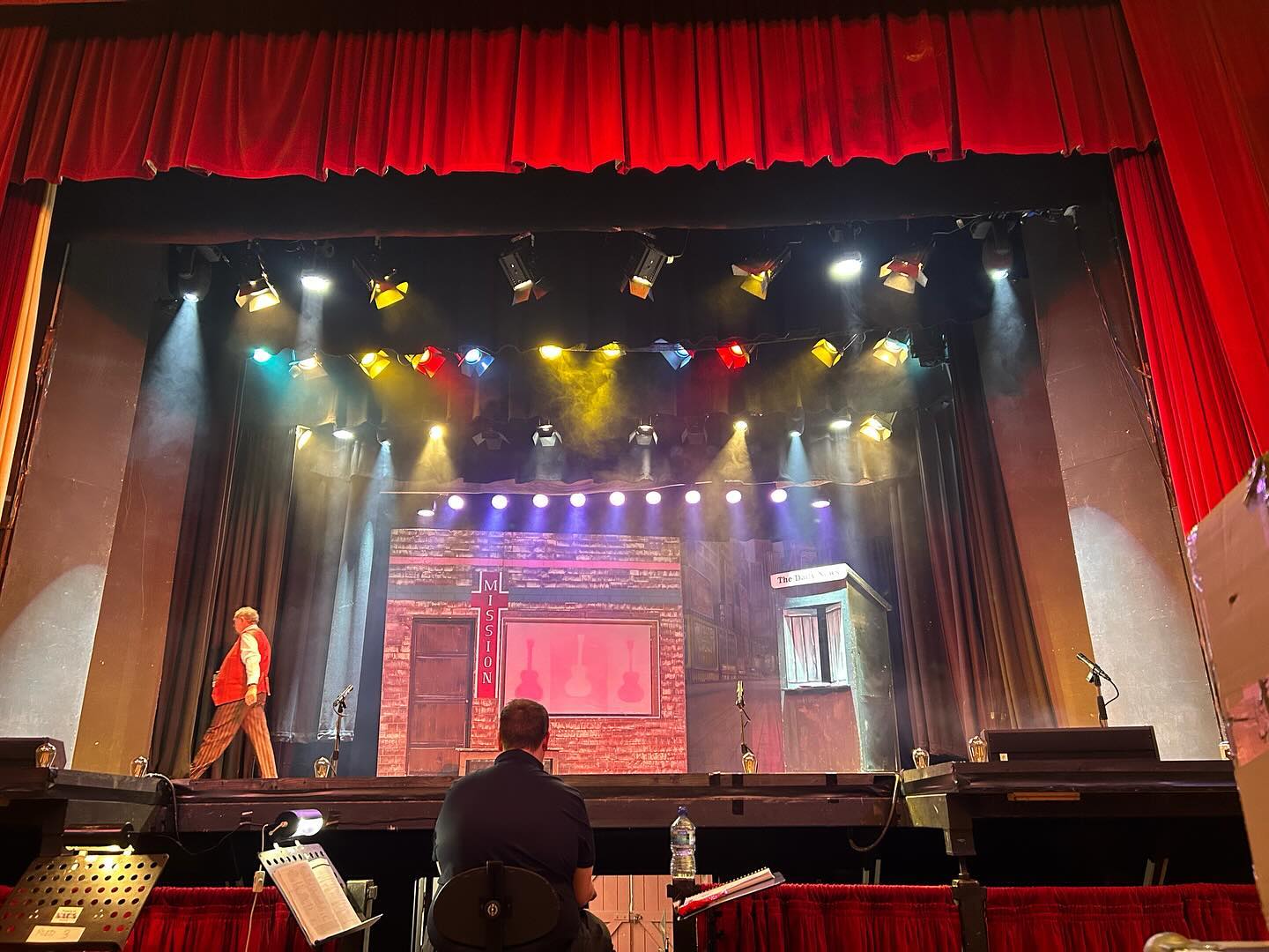 It’s been a busy week supporting a local amateur theatre company with their yearly production! What a great show it was!