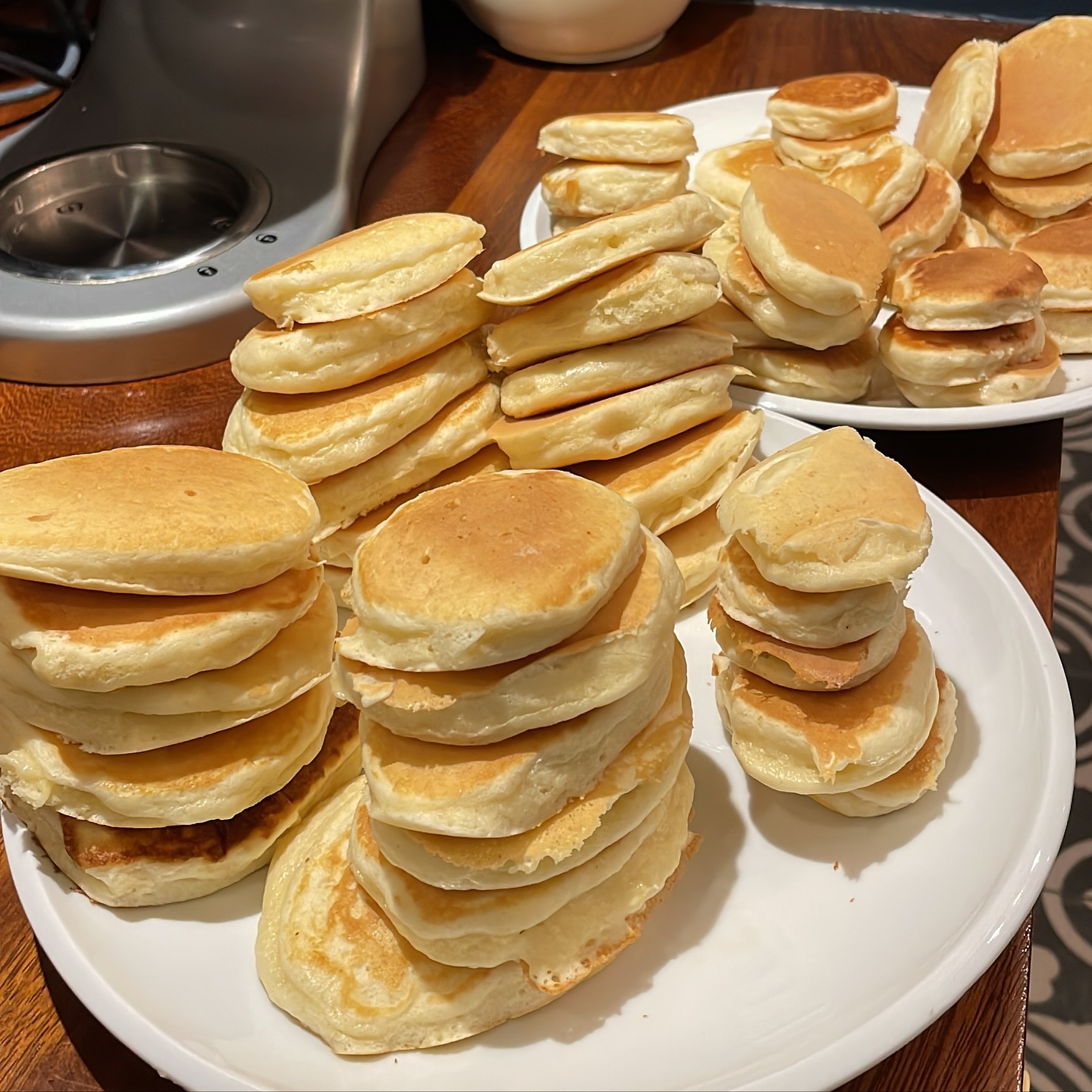 Did you know? My recipe for the fluffiest flapjacks was the very first one I posted on my blog, back in 2022. I have mad