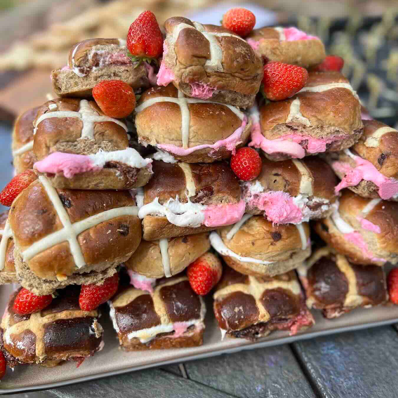 Hot Cross Bun S’Mores thumbnail
