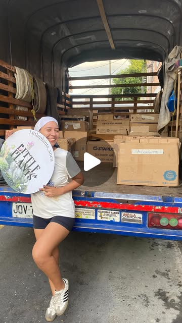 Proceso 2.700 velas de árbol navideño thumbnail