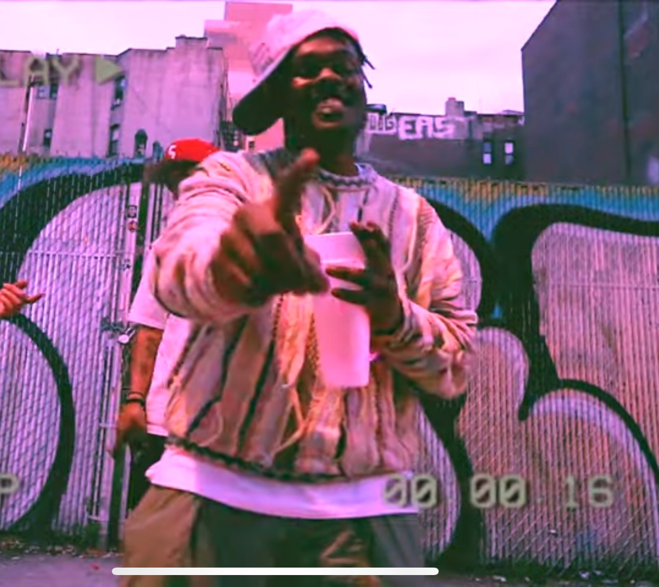 vipskylark - Pat thumbnail