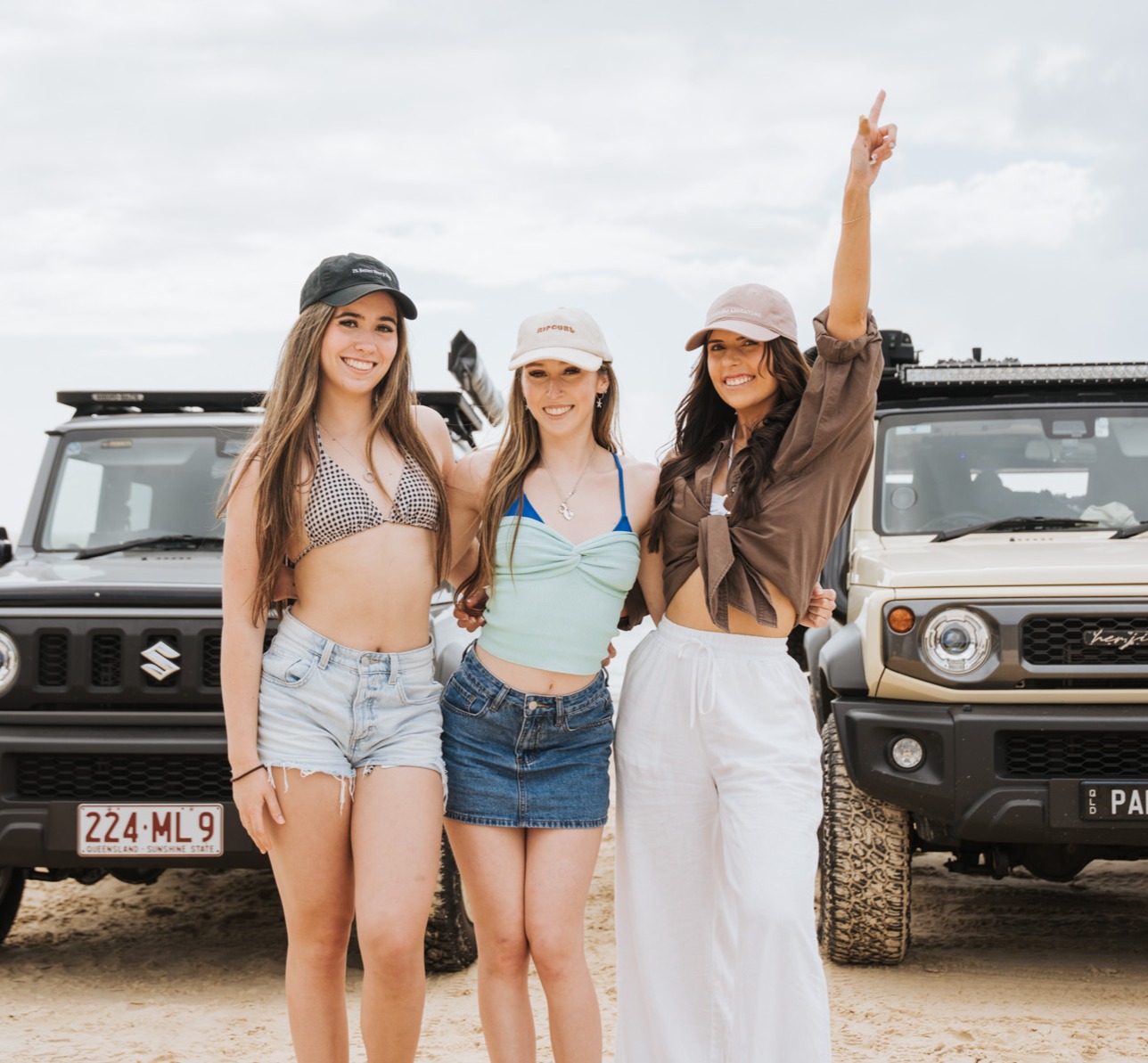 HER TRAX CO GROUPCHAT! thumbnail